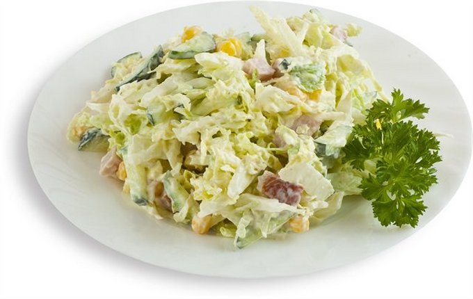 Простые рецепты салатов с капустой и ветчиной