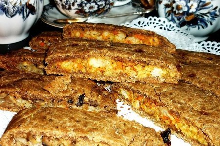 Фото к рецепту: Ржаные постные пироги с двумя начинками (без дрожжей,яиц и разрыхлителя)