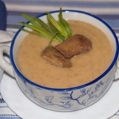 Суп-пюре из гречки с куриной печенью