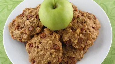 Диетическое овсяно-творожное печенье с яблоками