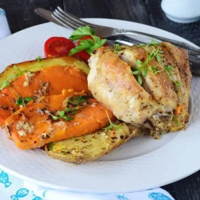 Куриные бедра и голень, запеченные с овощами - рецепт с фото