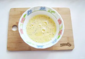 Омлет с сыром и кабачком - фото шаг 7