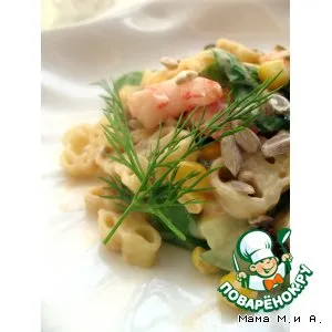 Рецепт: Морской салат с пастой Rainbow