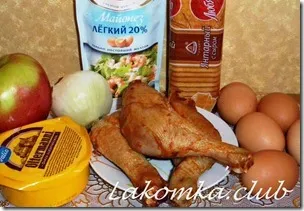 салат из копченой курицы с яблоками и крекерами Наполеон 1