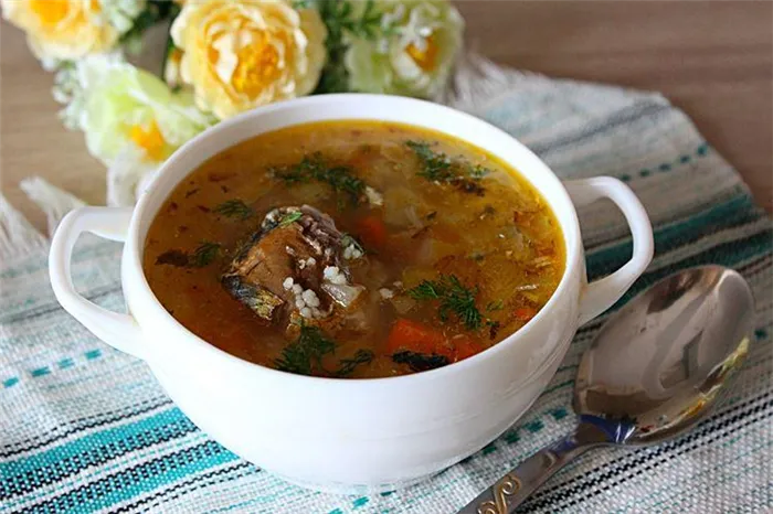Рыбный суп из консервированной горбуши: 10 вкусных рецептов