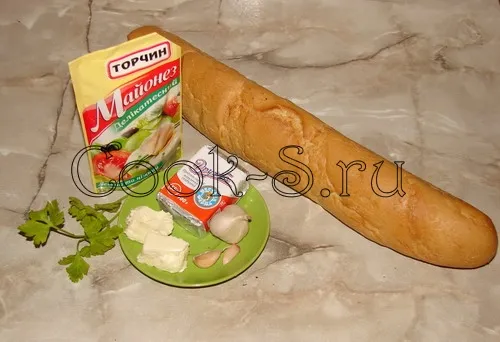 бутерброды с плавленным сыром и чесноком - ингредиенты