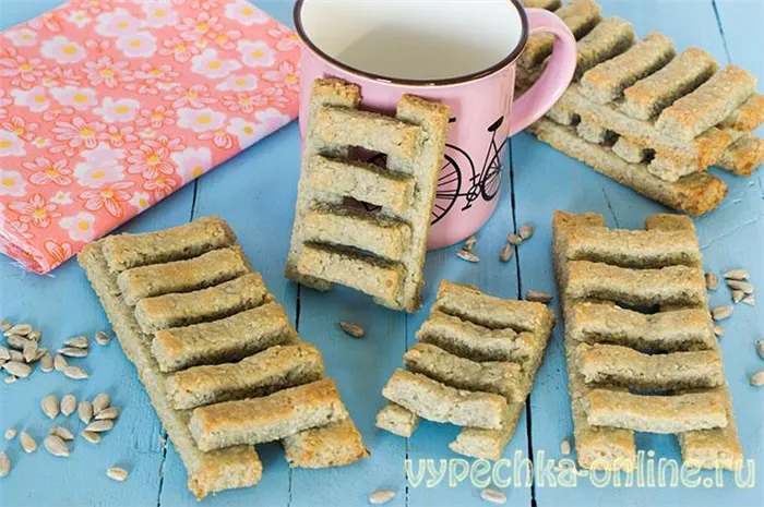 Лестницы постное печенье с семечками подсолнуха (когда пекут лесенки) – рецепт с фото