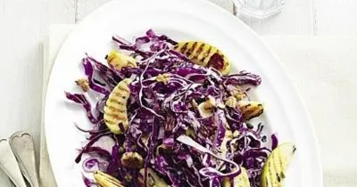 Салат с капустой и грецкими орехами