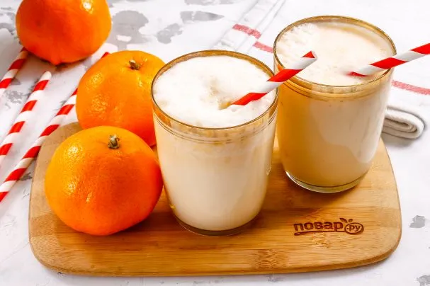 Молочный коктейль с мандаринами