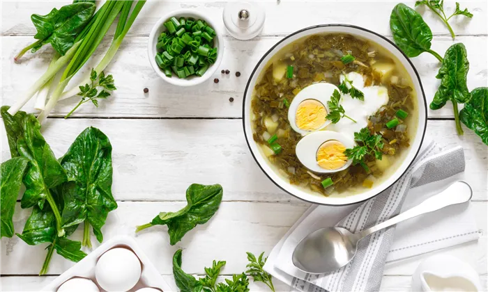 Зеленый борщ: рецепт классического и постного супа