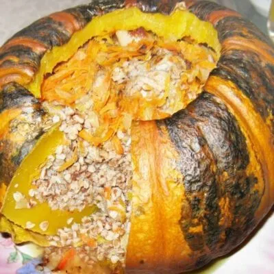 Фаршированная тыква, запеченная в духовке, с гречкой и мясом - рецепт с фото