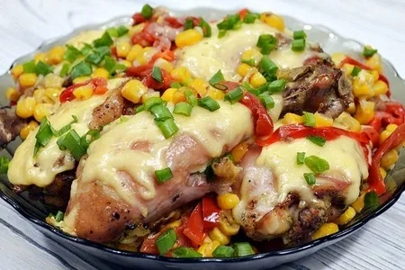 Фото к рецепту: Курица по-мексикански в духовке