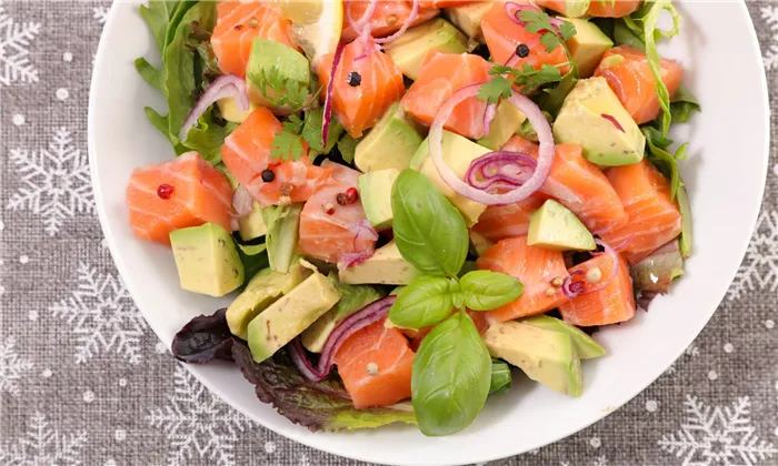 Салат с семгой и авокадо: самые вкусные рецепты
