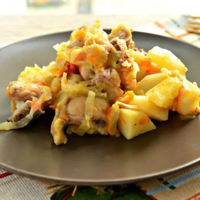 Курица с картошкой и овощами - рецепт с фото