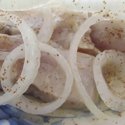 Маринованная речная рыба - рецепт с фото