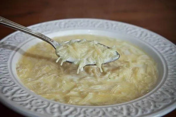 вермишелевый суп на молоке