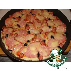 Рецепт: Пицца с колбасой
