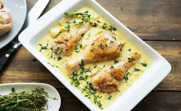 Как приготовить вкусную курицу в сливочном соусе на сковороде по рецепту с фото