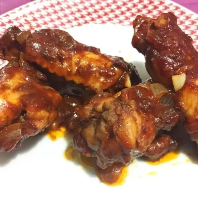 Крылышки «Барбекю» в маринаде на сковороде - рецепт с фото