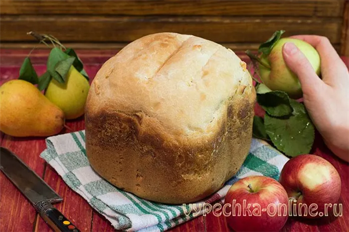 Сладкий хлеб в хлебопечке – рецепт с яблоками