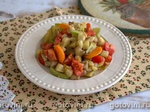Теплый салат с баклажанами, помидорами и кабачками
