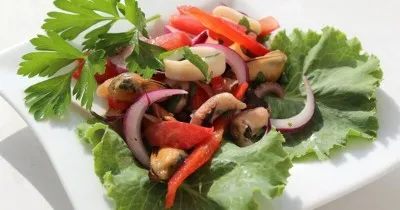 Салат Морской Коктейль с овощами