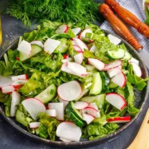 Салат из пекинской капусты - просто,вкусно - фоторецепт пошагово