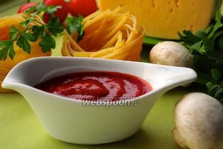 Фото рецепта Томатный соус с итальянскими травами