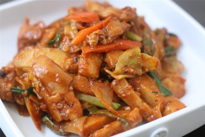 Традиционный корейский рецепт Хе из курицы
