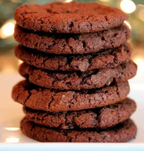 Шоколадное песочное печенье: классический рецепт