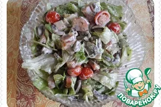 Рецепт: Салат с сыровяленой куриной грудкой и грибами