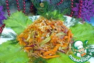 Рецепт: Салат из моркови и огурцов