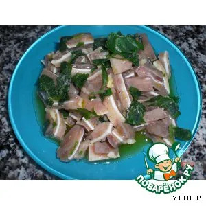 Рецепт: Салат-закуска из свиных ушей - Salada de orelha