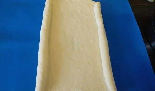 Хачапури по-аджарски с творогом и сыром