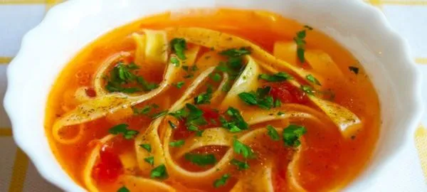 Суп-лапша с томатом