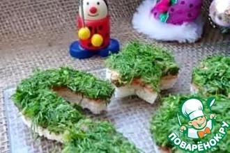 Рецепт: Фигурные мини-бутерброды Лосось в майонезе с укропом