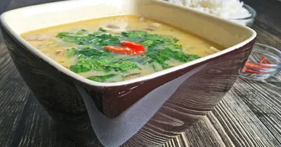 Том Кха - тайский суп на кокосовом молоке