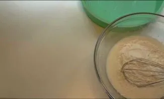 Печем бисквит в микроволновке: несколько простых рецептов