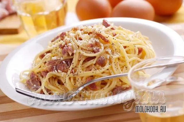 Готовые спагетти карбонара