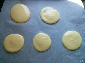 Розочки из бисквитного теста - фото шаг 4