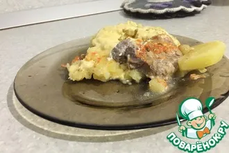 Рецепт: Нежный картофель со свининой в мультиварке