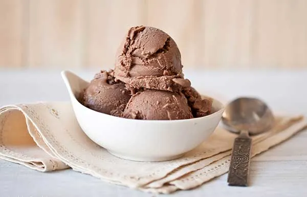 Молочно-шоколадное мороженое