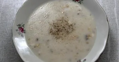 Белый суп курица с плавленным сыром и картошкой с грибами