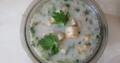 Суп с плавленным сыром и копченой курицей
