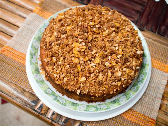 Овсяный торт из пряников и сметаны: рецепт с сухофруктами