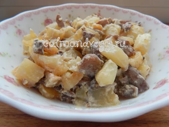 картошка с грибами и сметаной на сковороде рецепт с пошаговыми фото
