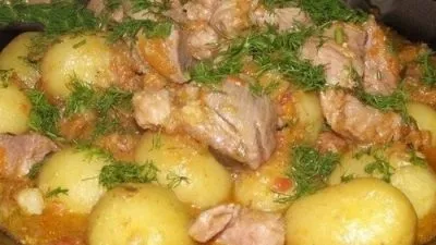 Свинина с овощами и молодым картофелем