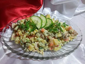 Салат зимний рецепт с колбасой