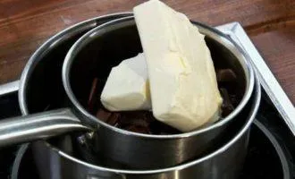 Пошаговый рецепт шоколадного торта со сметанным кремом
