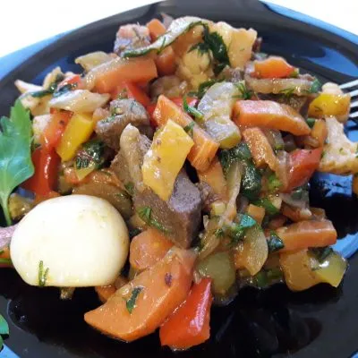 Аппетитное овощное рагу с мясом - рецепт с фото